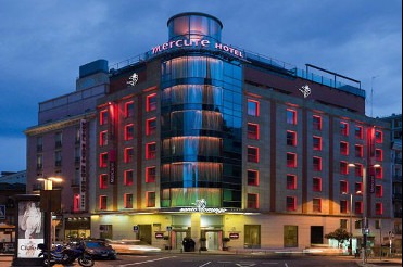 Hotel Santo Domingo, en la calle San Bernardo 1, de Madrid. Hotel Santo Domingo, en la calle San Bernardo 1, de Madrid.
