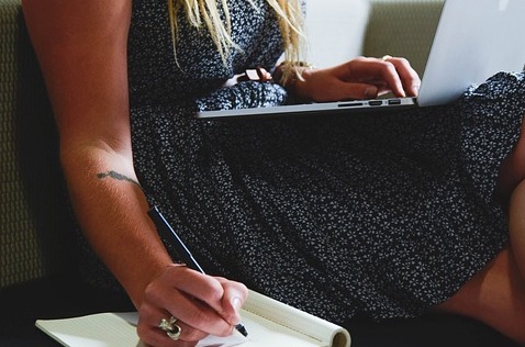 Freelance. Freelance.