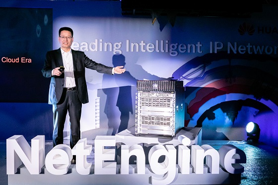 Kevin Hu, presidente de la Línea de Comunicación de Datos de Huawei, durante en el lanzamiento de la serie NetEngine 8000. Kevin Hu, presidente de la Línea de Comunicación de Datos de Huawei, durante en el lanzamiento de la serie NetEngine 8000.