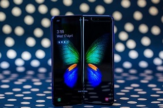 Samsung pospone el lanzamiento de su smartphone plegable. Samsung pospone el lanzamiento de su smartphone plegable.