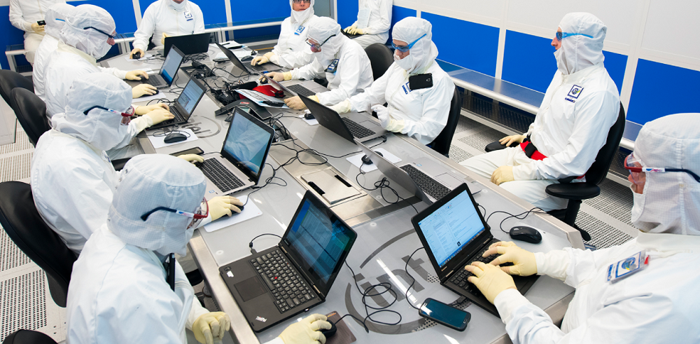 Fábrica de Intel. Fábrica de Intel.
