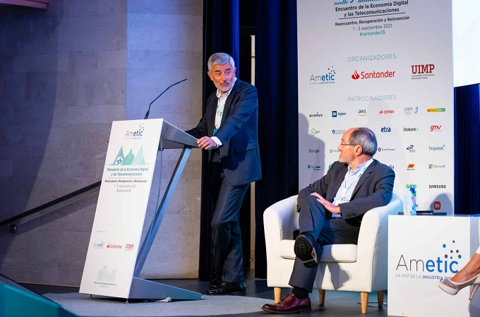 Ángel Rivera, director general de Banca Comercial de Banco Santander España. Fuente: AMETIC. Ángel Rivera, director general de Banca Comercial de Banco Santander España. Fuente: AMETIC.