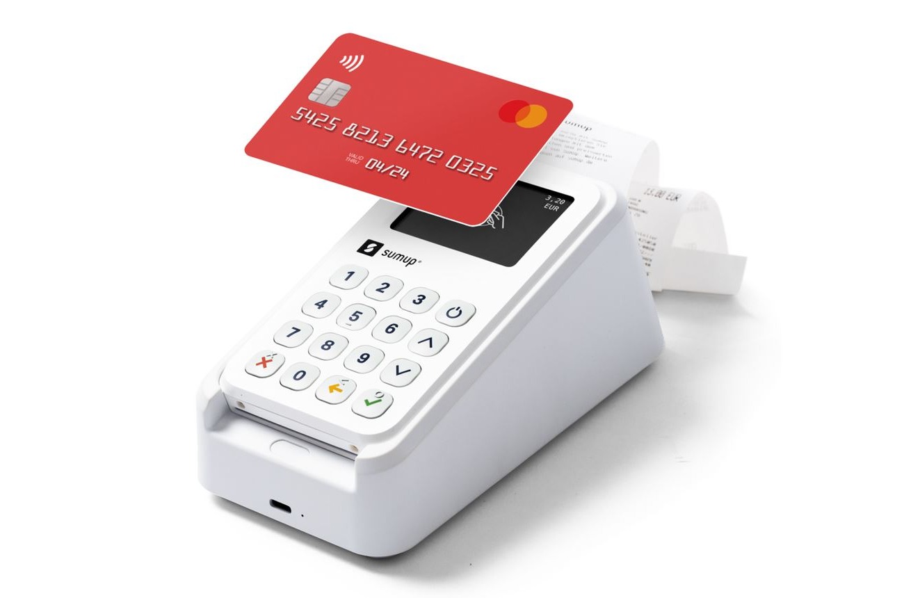 Pago con datáfono de SumUp. Pago con datáfono de SumUp.