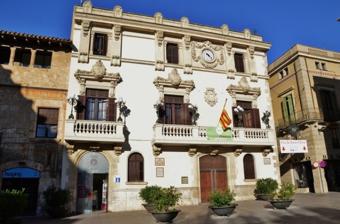 Ayuntamiento de Vilafranca del Penedés. 