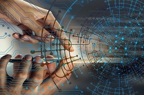 Las empresas españolas quieren tener el control de sus comunicaciones en la nube. Las empresas españolas quieren tener el control de sus comunicaciones en la nube.