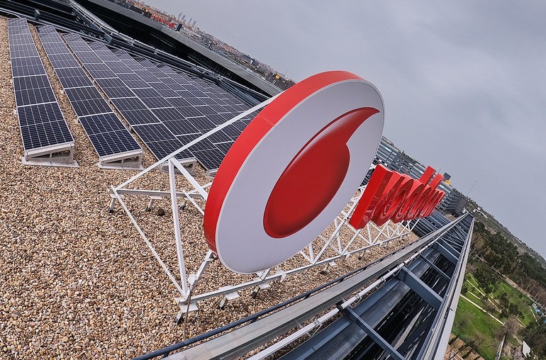 Vodafone España minimiza su consumo energético y refuerza su 5G para la Fiestas del Orgullo.