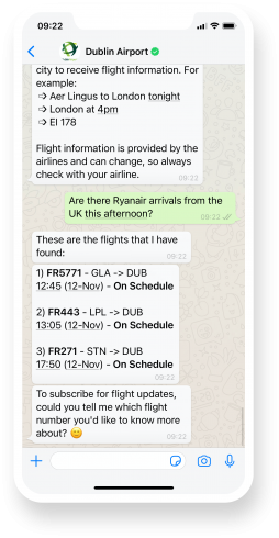 Muestra de chatbots de WhatsApp disponibles en varios aeropuertos internacionales. 