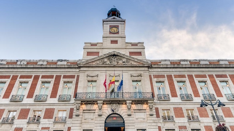 Fachada de la Puerta del Sol (Madrid).