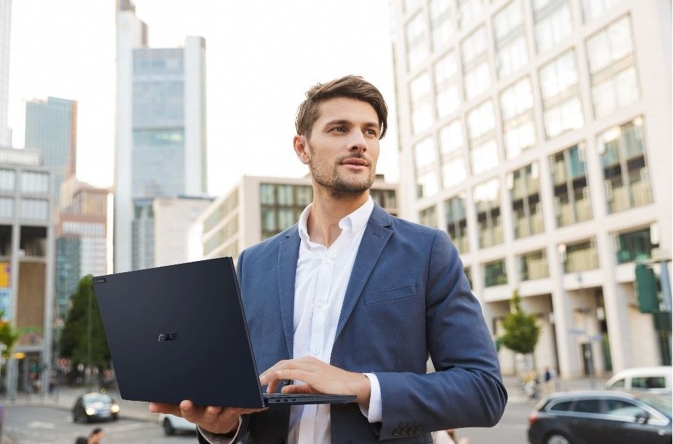 Nueva serie de portátiles ExpertBook B5 de ASUS. Nueva serie de portátiles ExpertBook B5 de ASUS.