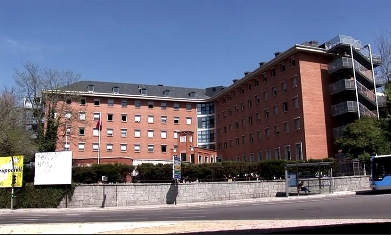 Fachada del Colegio Mayor Universitario Marqués de la Ensenada (Madrid).