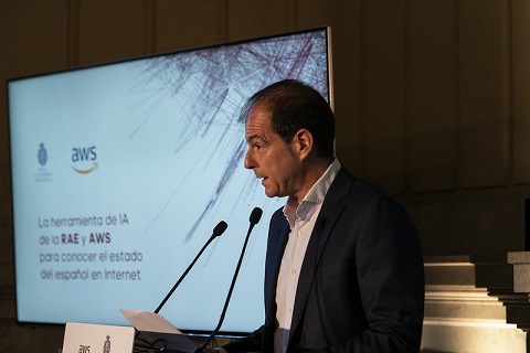 Miguel Álava, director general de AWS, en la presentación del acuerdo con la RAE