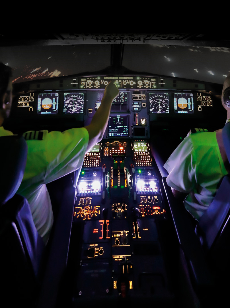El principal servicio que suministra actualmente EGNOS es el apoyo a las operaciones de la aviación civil. El principal servicio que suministra actualmente EGNOS es el apoyo a las operaciones de la aviación civil.