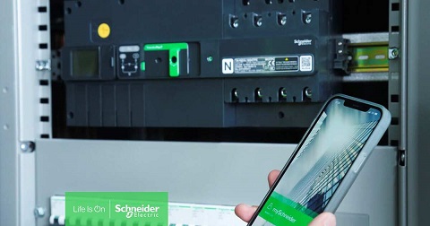 Schneider Electric presenta TransferPacT, que garantiza el suministro energético
