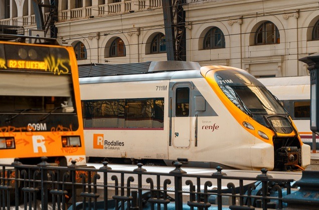 Una incidencia en las telecomunicaciones paraliza los trenes en Barcelona.