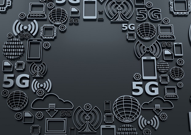 La CNMC ve positivo que empresas desplieguen redes 5G. 