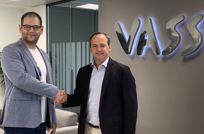 VASS compra Intelygenz: Pepe Pérez, CEO de Intelygenz, y Francisco Javier Latasa, CEO y presidente de VASS.