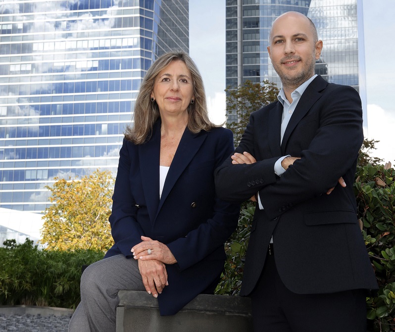 Roberto Blesa y Elena Palomo, encargados del crecimiento de Shared Access en España.
