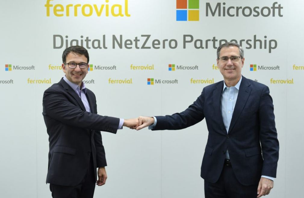 Judson Althoff, vicepresidente de Microsoft Corporation, e Ignacio Madridejos, consejero delegado de Ferrovial.