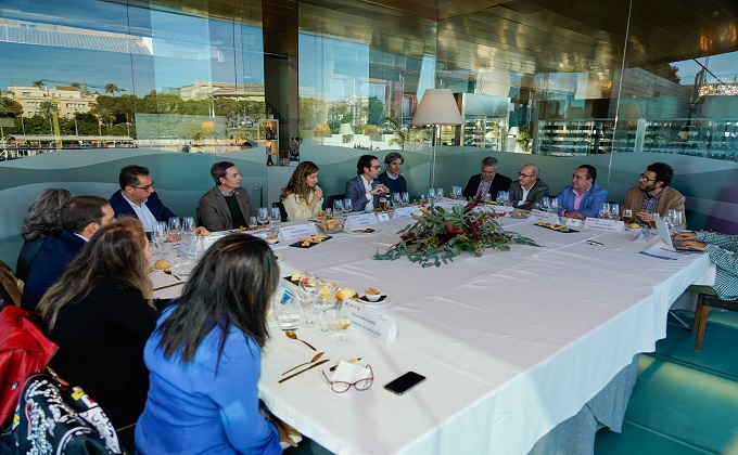 Tour Digitalización de la Administración Pública. Restaurante Abades, Sevilla. Tour Digitalización de la Administración Pública. Restaurante Abades, Sevilla.