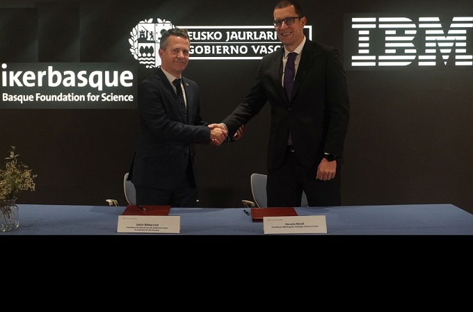 Jokin Bildarratz, consejero de Educación del Gobierno Vasco y presidente de Ikerbasque, y Horacio Morell, presidente de IBM SPGI.