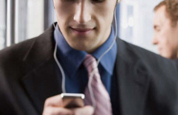 Los consumidores exigen a las operadoras voz y vídeo HD sobre LTE y Wi-Fi Los consumidores exigen a las operadoras voz y vídeo HD sobre LTE y Wi-Fi