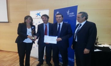 Tita López y Ambrosio Rodríguez recogen el premio de COETTC Tita López y Ambrosio Rodríguez recogen el premio de COETTC