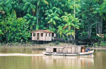 Telefónica y Ericsson despliegan 4G/LTE en el Amazonas peruano Telefónica y Ericsson despliegan 4G/LTE en el Amazonas peruano