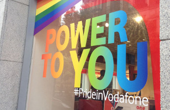 Vodafone se prepara para semana del Orgullo ofreciendo 700 Mbps Vodafone se prepara para semana del Orgullo ofreciendo 700 Mbps