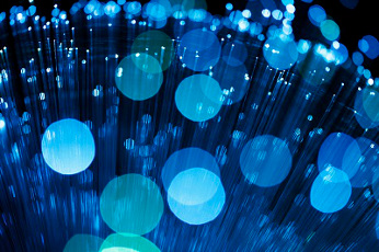 CommScope potencia su negocio de fibra y de CPD con la compra de Cable Exchange
