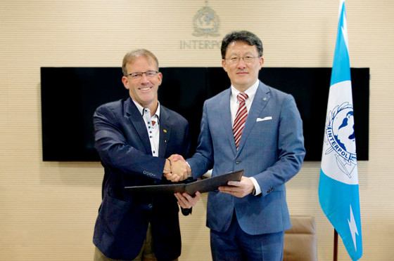Cisco colabora con la INTERPOL para combatir el cibercrimen Cisco colabora con la INTERPOL para combatir el cibercrimen