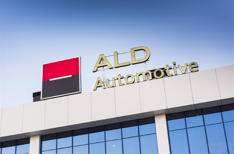 Edificio de ADL Automotive. Edificio de ADL Automotive.