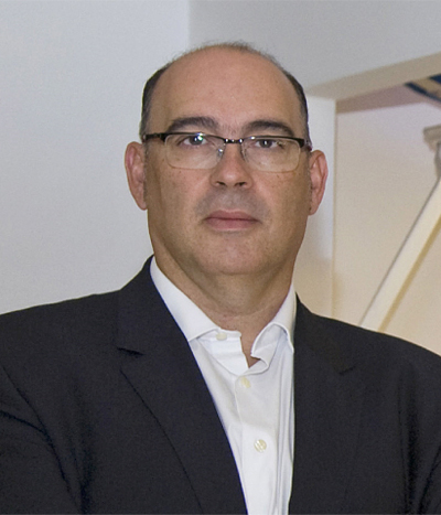 Telefónica propone a Emilio Gayo como sustituto de Gilpérez. Telefónica propone a Emilio Gayo como sustituto de Gilpérez.