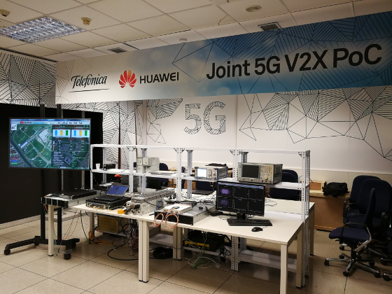 Telefónica y Huawei hacen la primera prueba de concepto en el mundo sobre conducción asistida basada en 5G-V2X. Telefónica y Huawei hacen la primera prueba de concepto en el mundo sobre conducción asistida basada en 5G-V2X.