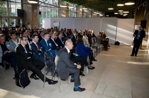Fiesta de premios del canal de Xerox en 2018. Fiesta de premios del canal de Xerox en 2018.