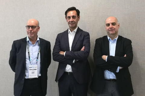 De izquierda a derecha: Oriol Cornudella, Santiago Méndez y Pauli Amat, directivos de Tech Data en España. De izquierda a derecha: Oriol Cornudella, Santiago Méndez y Pauli Amat, directivos de Tech Data en España.