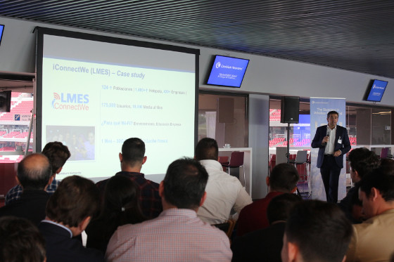 Javier Gómez, director regional de Iberia y Mediterráneo de Cambium Networks durante el evento WirelessFABRIC Madrid – Es tiempo de Cambium Javier Gómez, director regional de Iberia y Mediterráneo de Cambium Networks durante el evento WirelessFABRIC Madrid – Es tiempo de Cambium