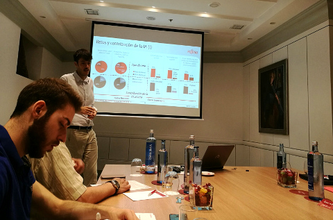 Fujitsu presenta su estudio de IA a la prensa en España. Fujitsu presenta su estudio de IA a la prensa en España.