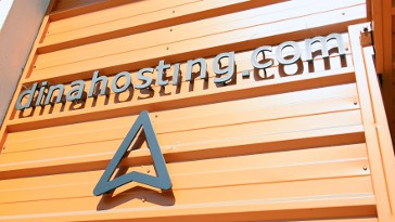 logo Dinahosting