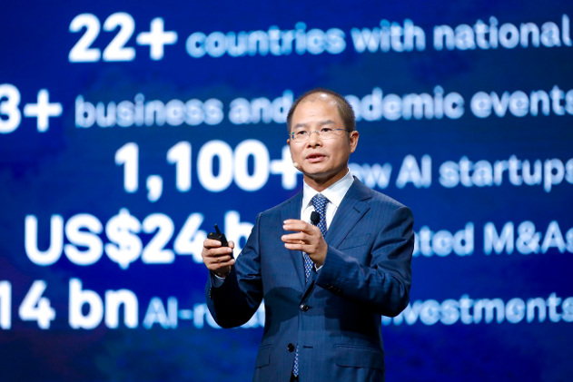 Eric Xu, presidente rotatorio de Huawei, durante su discurso inaugural en el Huawei Connect 2018