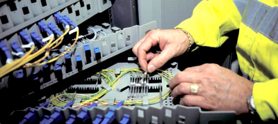 Adif saca a concurso un contrato de mejora de su red de telecomunicaciones. Adif saca a concurso un contrato de mejora de su red de telecomunicaciones.