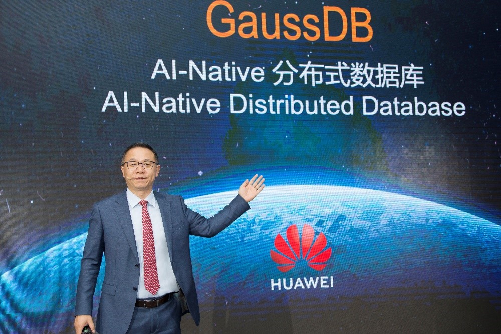 David Wang, director del Consejo Ejecutivo y presidente de Marketing y Estrategias TIC de Huawei, durante la presentación de GaussDB. David Wang, director del Consejo Ejecutivo y presidente de Marketing y Estrategias TIC de Huawei, durante la presentación de GaussDB.