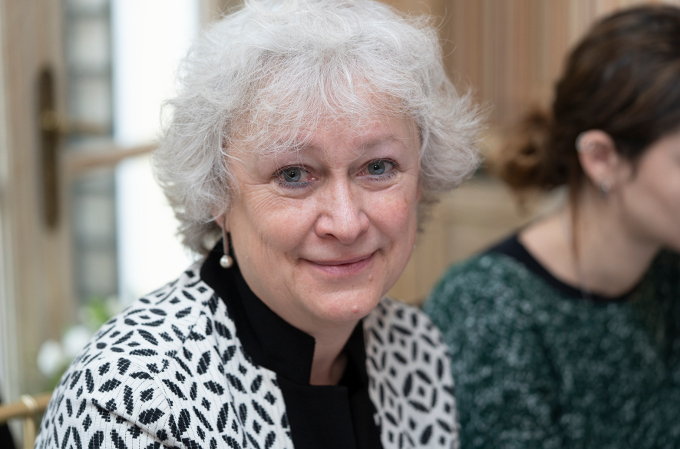 Brunhilde Rygiert, Advisor de Annata. Brunhilde Rygiert, Advisor de Annata.