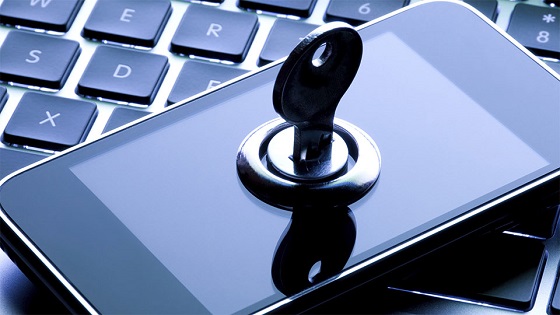 La privacidad y seguridad de los móviles cada vez preocupa más a los españoles. La privacidad y seguridad de los móviles cada vez preocupa más a los españoles.