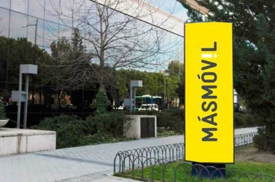 Tres fondos lanzan una OPA para quedarse con MásMóvil. Tres fondos lanzan una OPA para quedarse con MásMóvil.