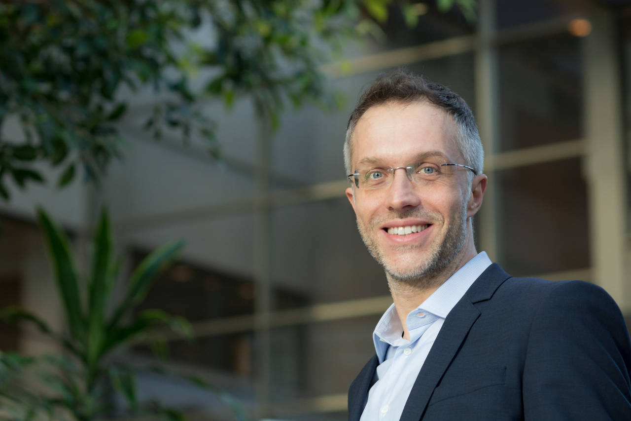 Nicola Previati ficha por Microsoft. Nicola Previati ficha por Microsoft.