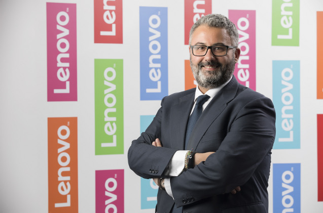 Miguel Hernández, de Lenovo. Miguel Hernández, de Lenovo.