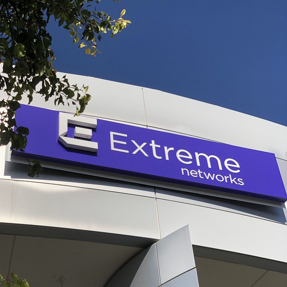 Extreme Networks da un paso más en su viaje a la nube