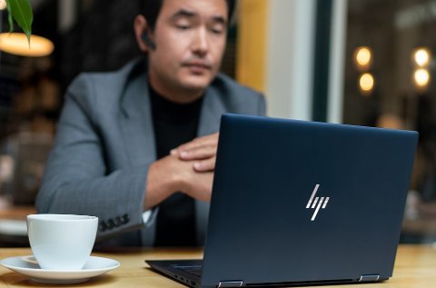 HP Elite Dragonfly. HP Elite Dragonfly.