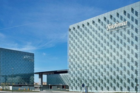Telefónica ganó 1.582 millones de euros en 2020, un 38,5% más. Telefónica ganó 1.582 millones de euros en 2020, un 38,5% más.
