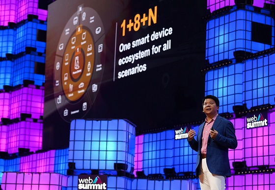 Guo Ping, presidente rotativo de Huawei, durante su discurso en la conferencia inaugural de Web Summit 2019. Guo Ping, presidente rotativo de Huawei, durante su discurso en la conferencia inaugural de Web Summit 2019.